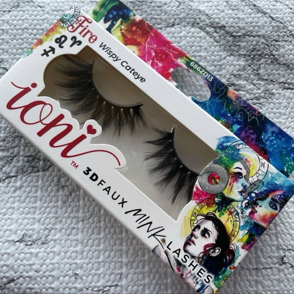 Ioni Lashes
